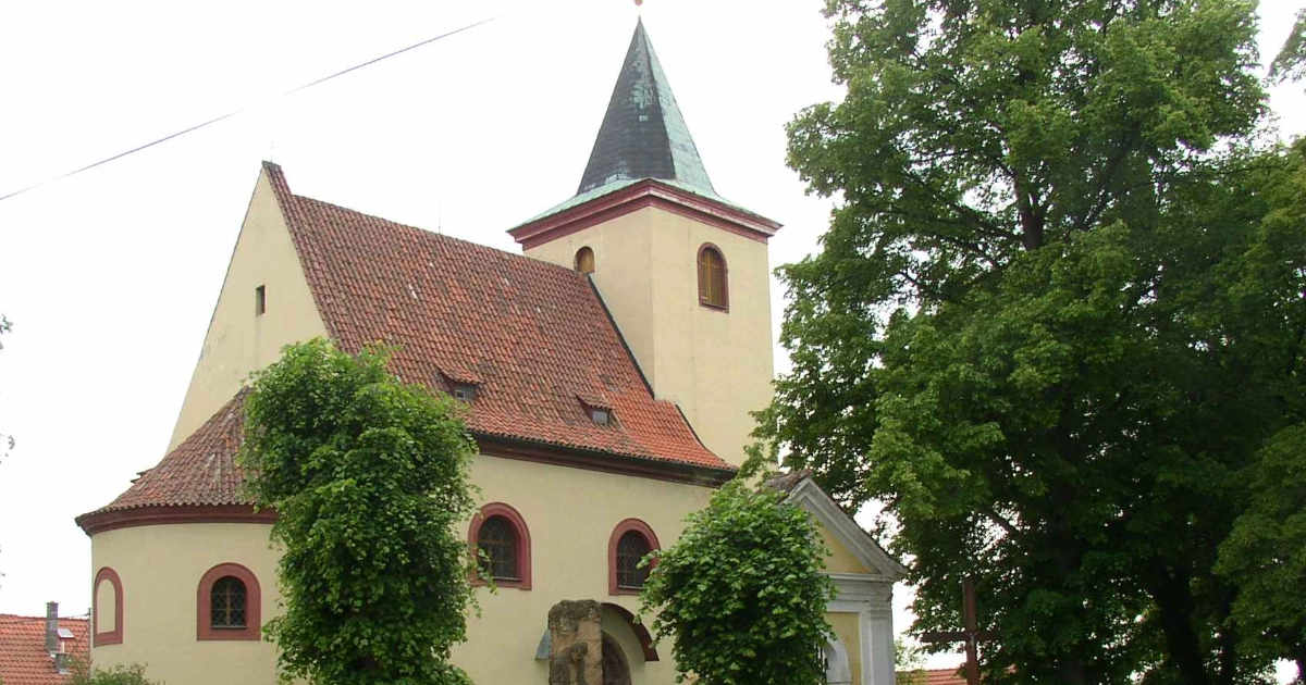 Hrusice a Pohádková naučná stezka